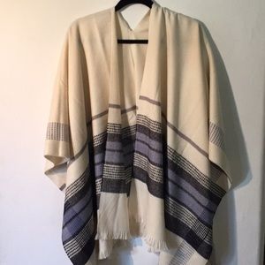 Gap 100 Acrylic Wrap